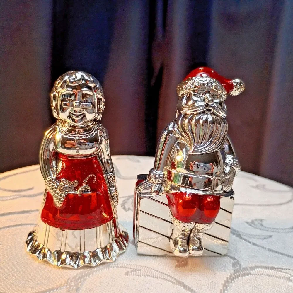 Brilliant Silver Plated Bright Red Salt & Pepper Shakers, Mr &Mrs Clause, New